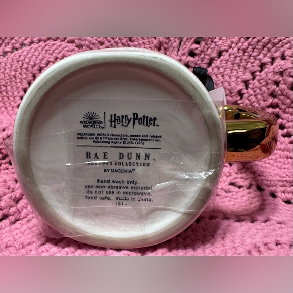 Wizarding World Rae Dunn Golden Snitch Double-Sided Mug w/Topper HTF NWT - Picture 6 of 6